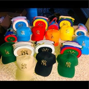 Women’s Purse & Hat Sets